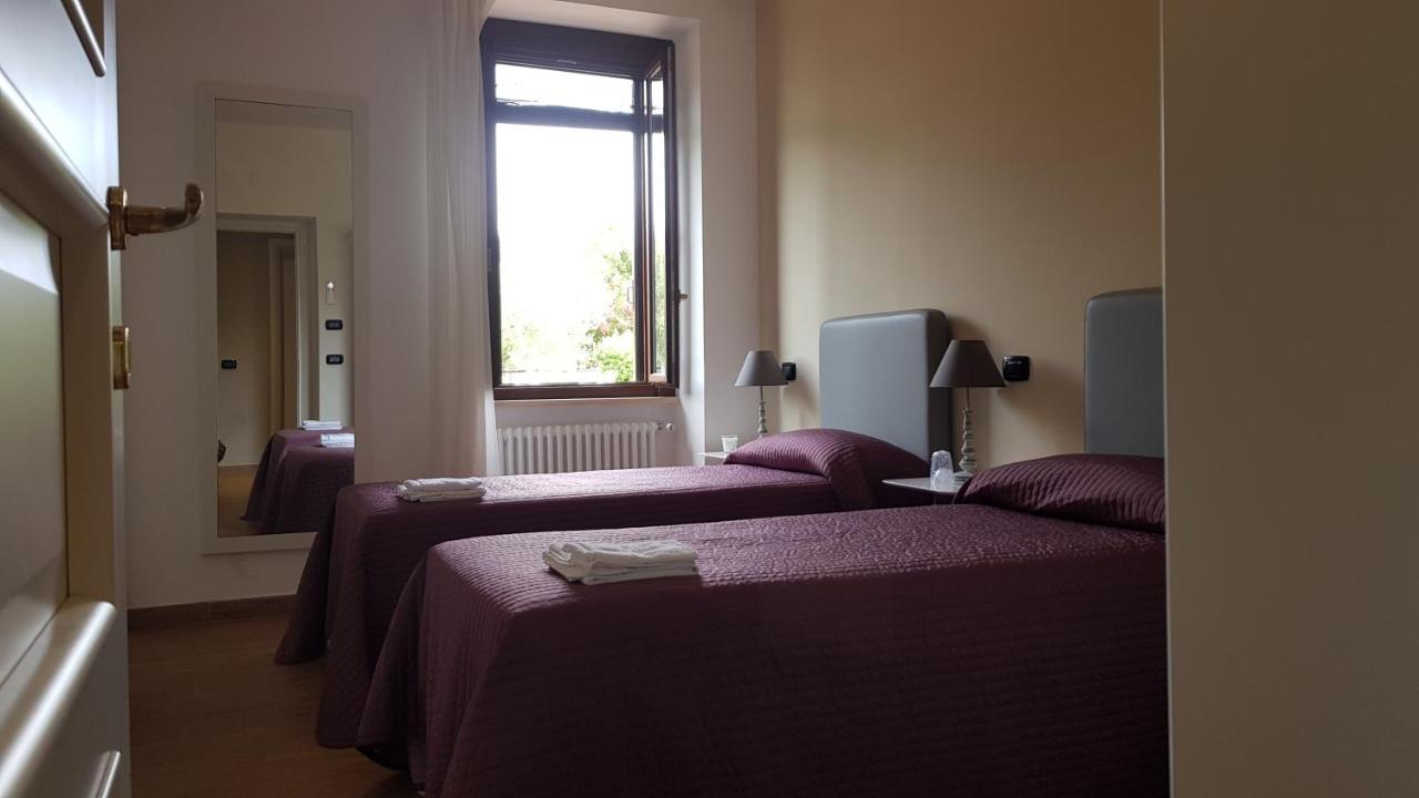 Il Casale Degli Ulivi - Agriturismo - Tenimenti Leone Lanuvio Zewnętrze zdjęcie